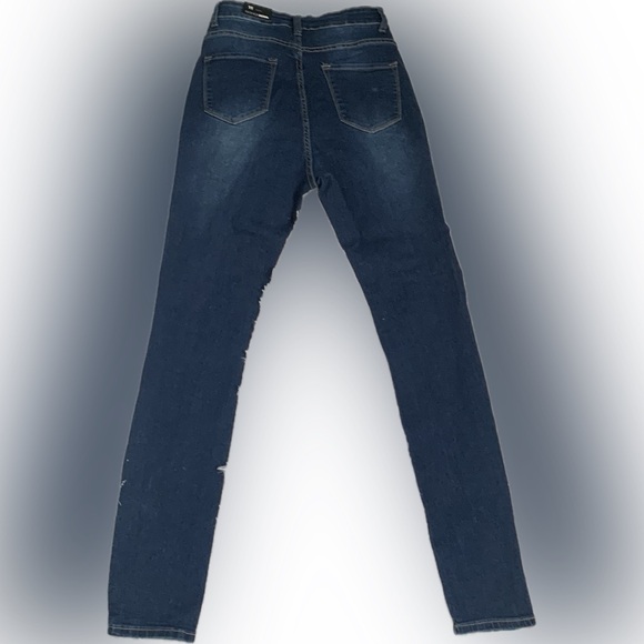 NWT Fashion Nova’s Needing Something Jeans - Dark Denim- Size 11/30 - Picture 2 of 13